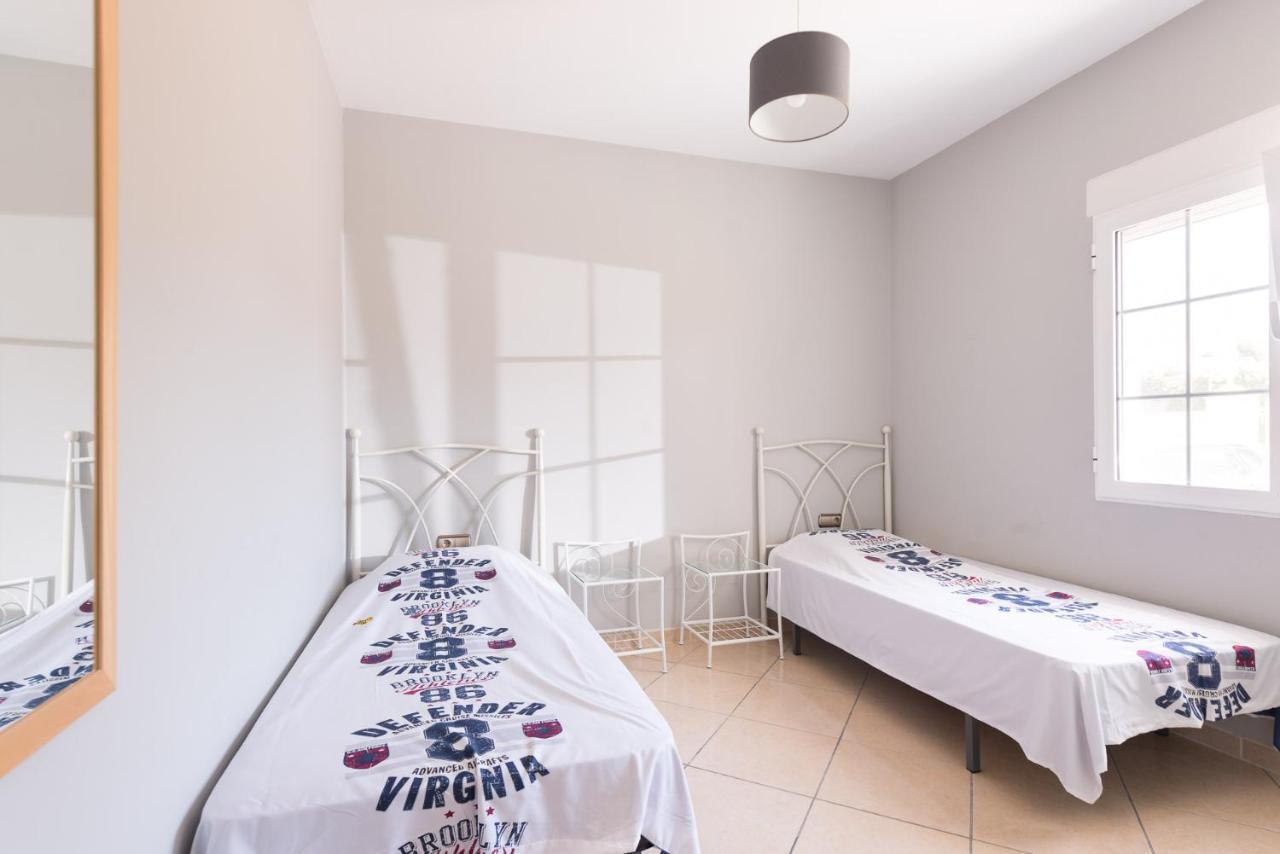 Villa Bruges Busot 3 Bath 3 Bed เอลกัมเปโญ ภายนอก รูปภาพ